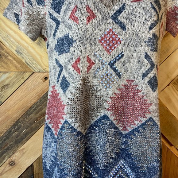 Vocal | Southwestern w/ Gem detail Tunic | S - Picture 4 of 9